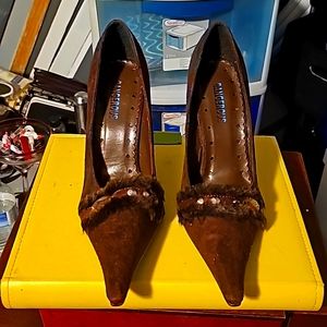 New Suede w/Fur Designer Shoes by Dangerous, Sz 8, Brown, Pointy Toe, 3"